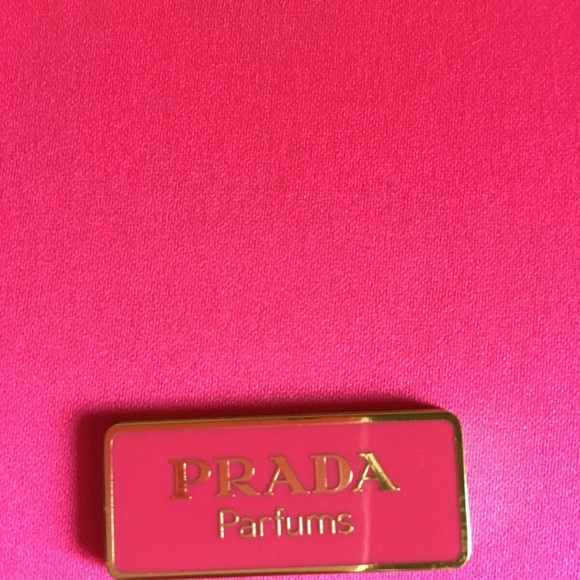 Prada Parfums Hot Pink Satin Makeup Organizer Jewelry Box New - Picture 3 of 6